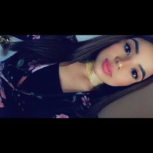 Meet your Posher, Saraí